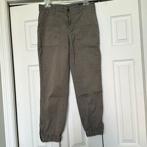 Banana Republic Women’s Khaki Pants